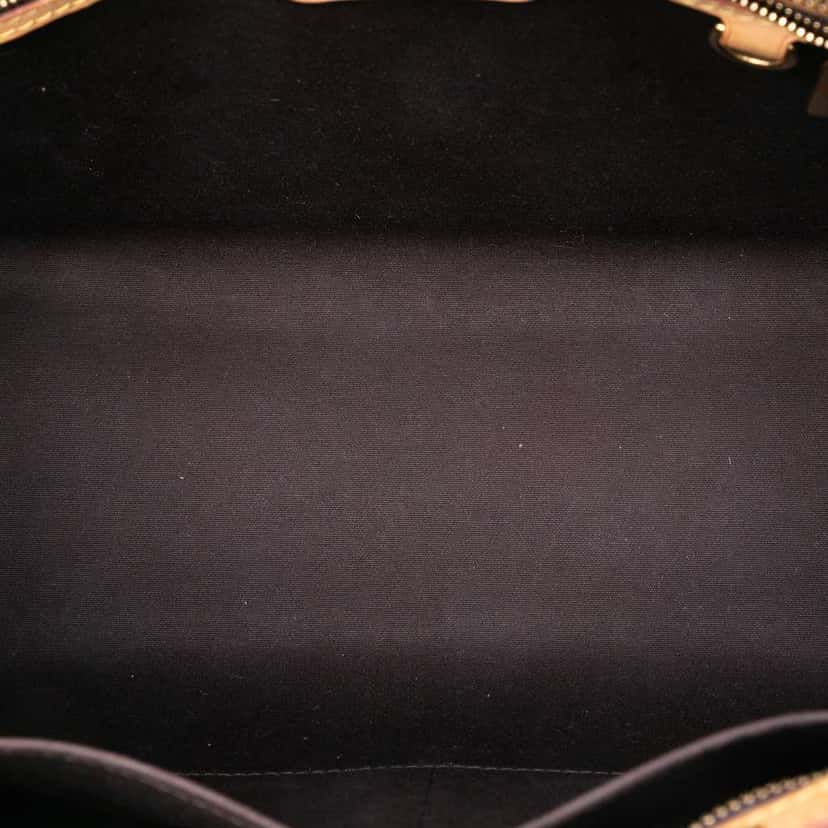 Louis Vuitton Monogram Vernis Brea MM Purple Leather Good condition - Model View