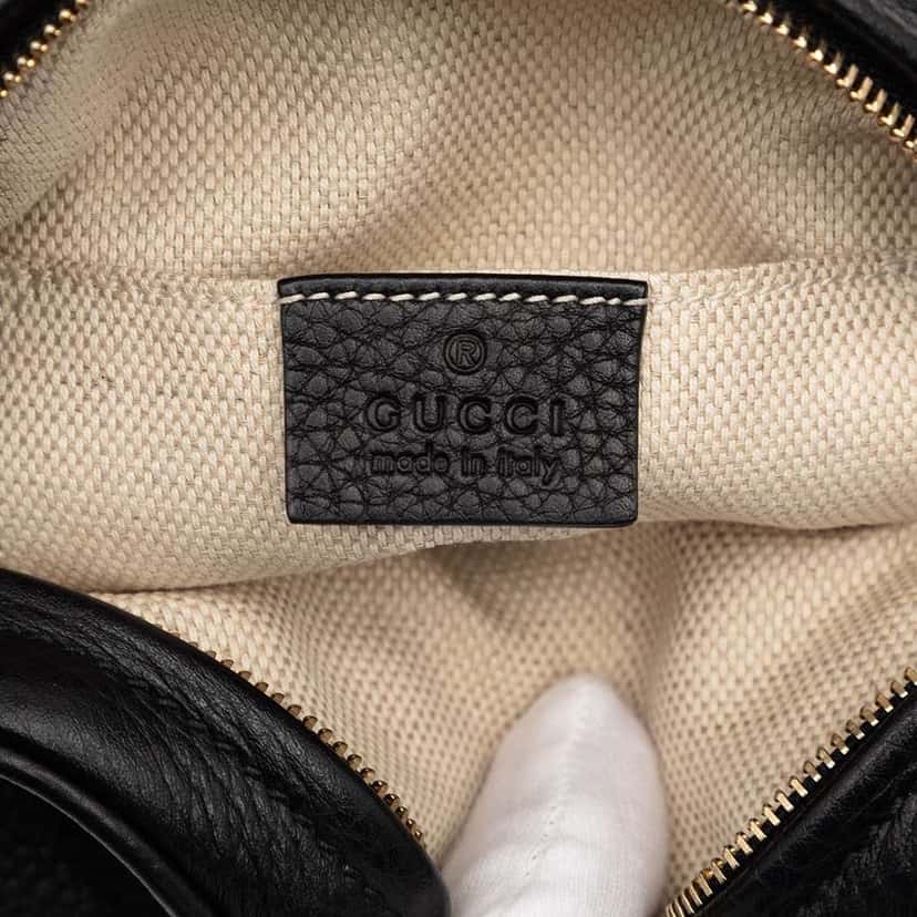 Gucci Mini Pebbled Calfskin Soho Chain Crossbody Black Leather Good condition - Box View