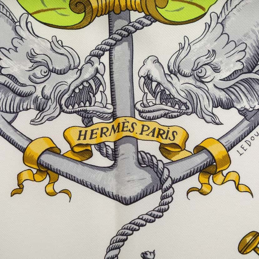 Hermès Pavois Silk Scarf 90 White Silk Good condition - Box View