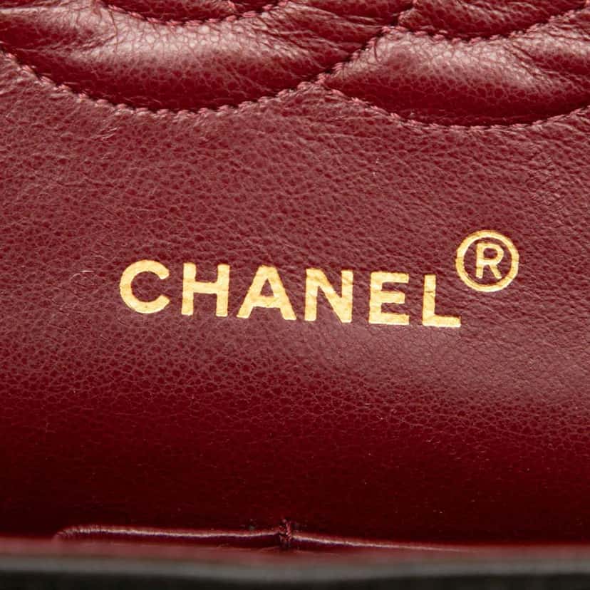 Chanel Medium Classic Lambskin Double Flap Black Leather Good condition - Box View
