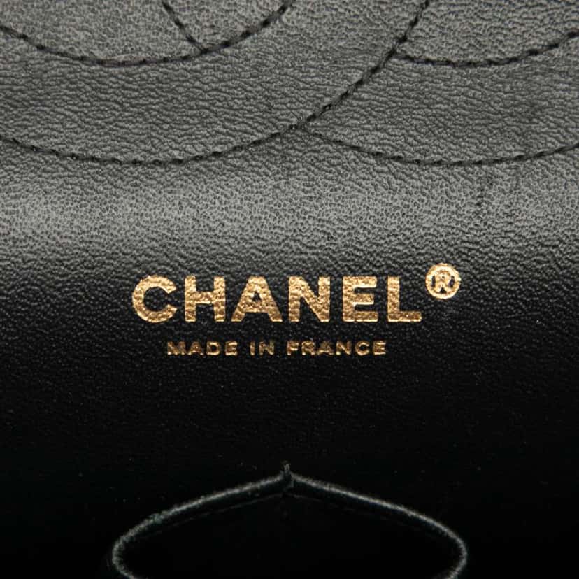 Chanel Jumbo Classic Chevron Lambskin Double Flap Black Leather Very good condition - Box View