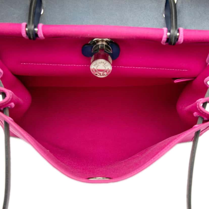 Hermès Toile Herbag Zip 31 Pink Canvas Good condition - Model View