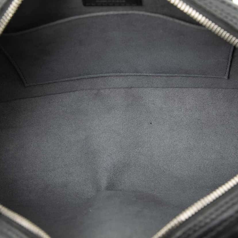 Louis Vuitton Epi Jasmine Black Leather Good condition - Model View