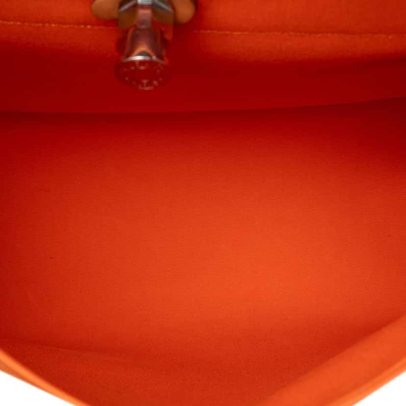 Hermès Toile Herbag Zip 39 Orange Canvas Very good condition - Model View