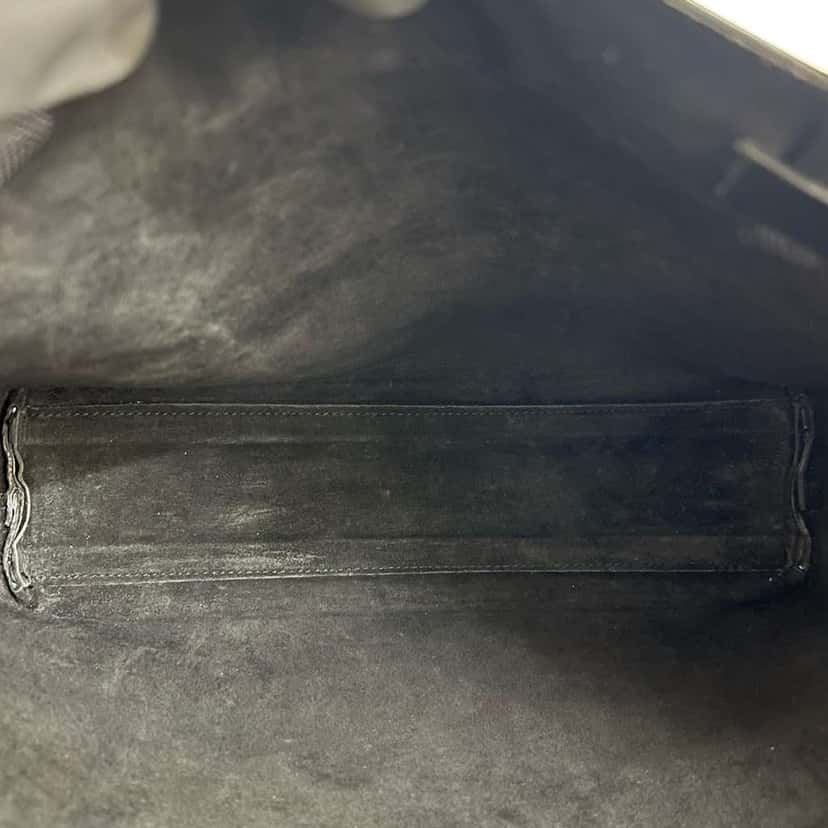 Prada Spazzolato Laser Cut Logo Tote Black Leather Good condition - Model View
