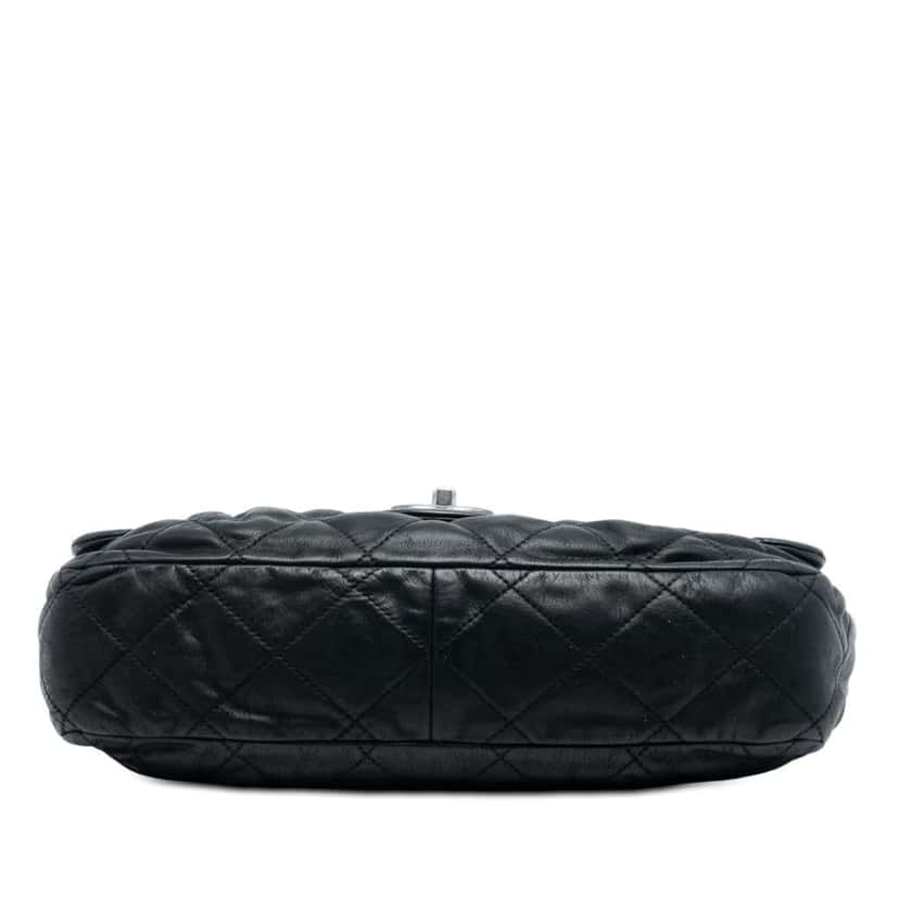 Chanel Quilted Calfskin Chic Quilt Flap Black Leather Good condition - Inside View