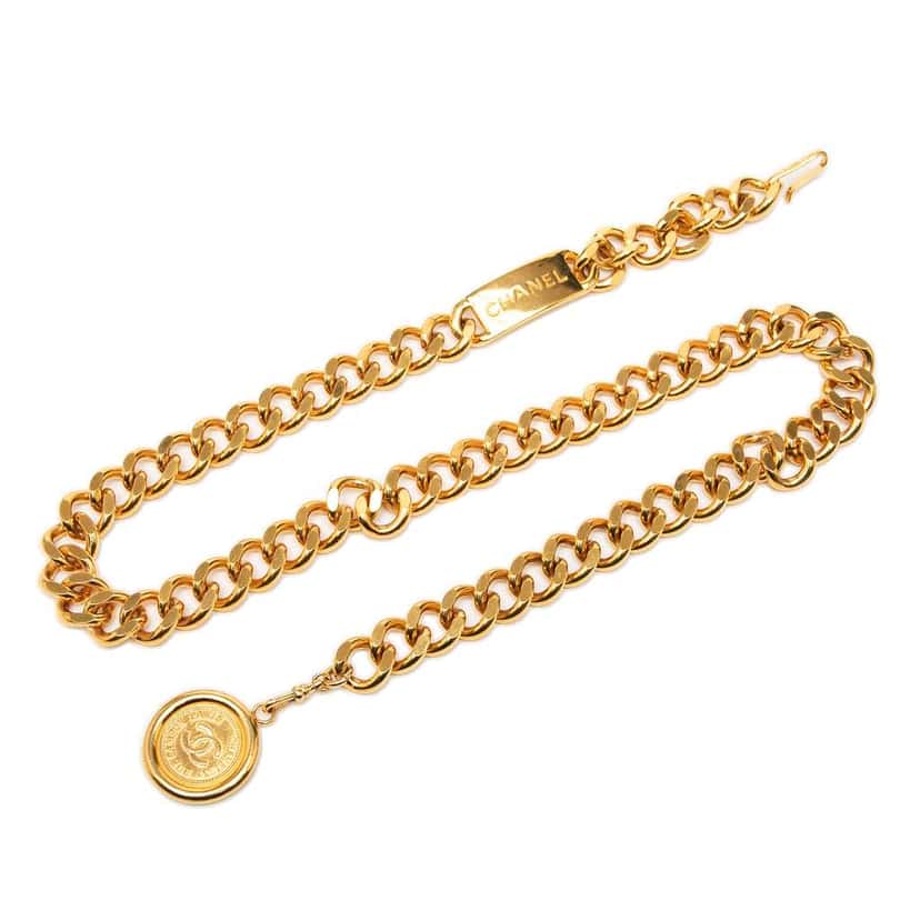 Chanel Gold Plated CC Medallion Chain Belt Gold Metal Very good condition - Front View