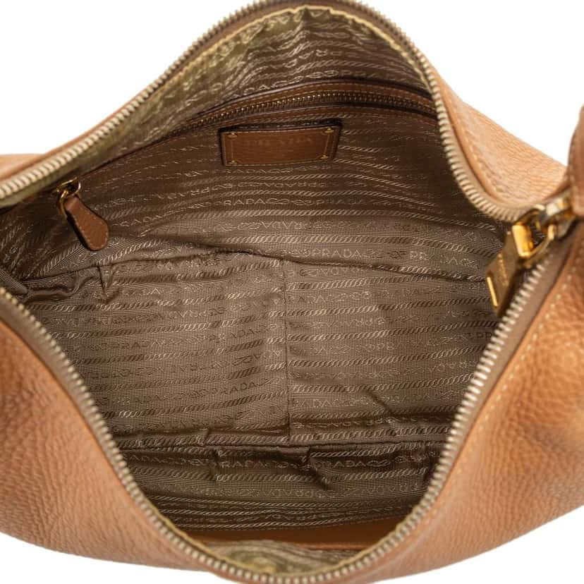 Prada Vitello Daino Shoulder Bag Brown Leather Very good condition - Model View
