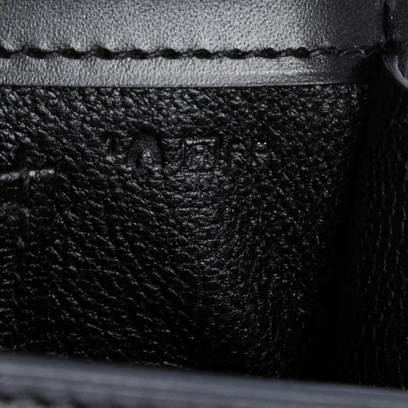 Hermès Tadelakt Medor Clutch 23 Black Leather Good condition - Box View