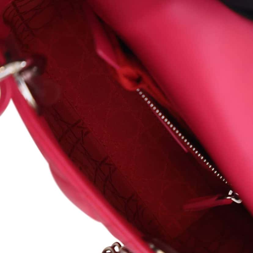 Dior Mini Lambskin Cannage Lady Dior Pink Leather Good condition - Model View