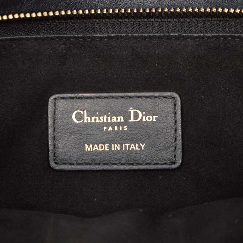 Dior Logo Embossed Leather Clutch Black Leather Good condition - Box View