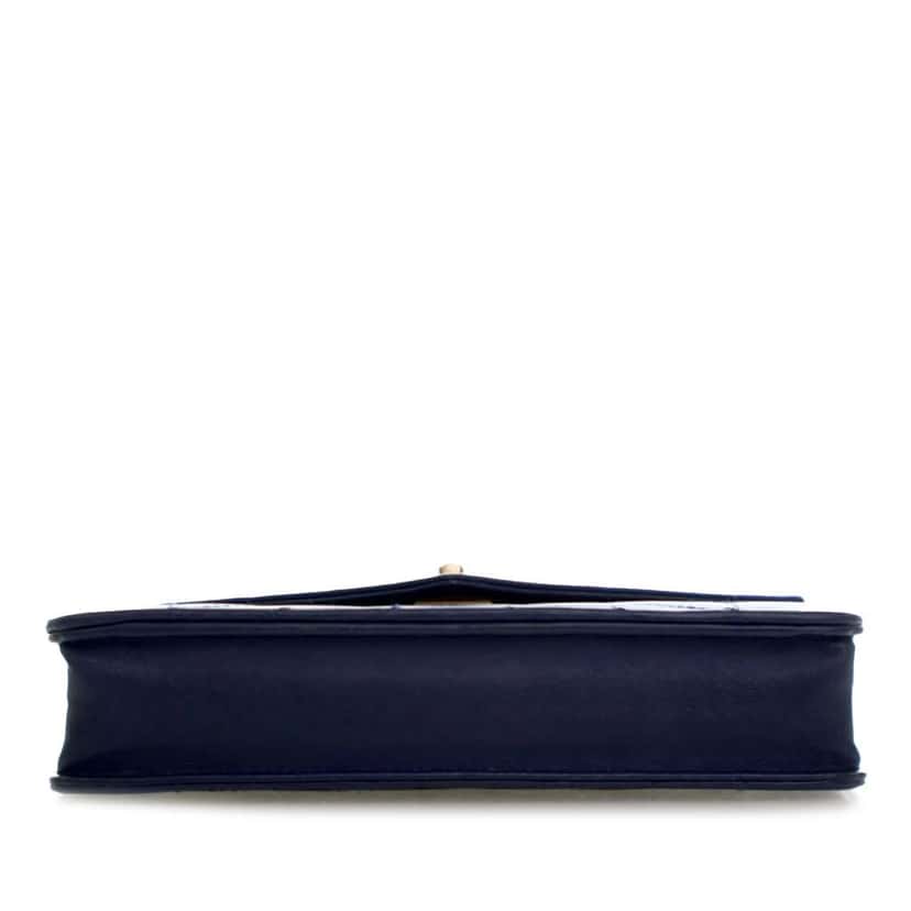 Chanel Reversed Chevron Lambskin Wallet on Chain Blue Leather Good condition - Inside View