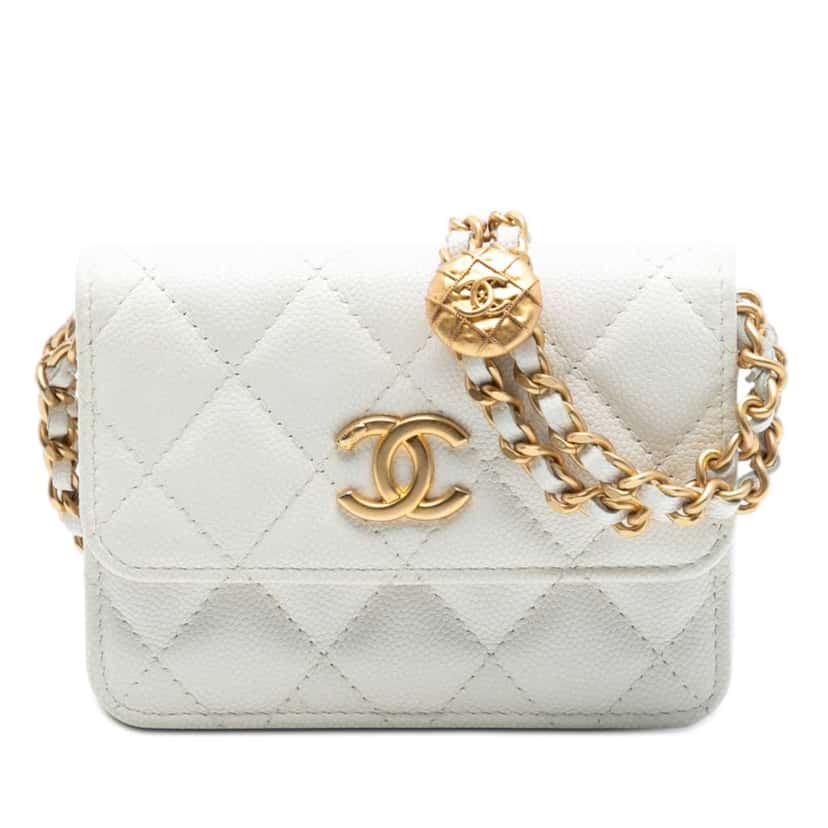 Chanel CC Quilted Caviar Medallion Charm Clutch With Chain White Leather Very good condition - Front View