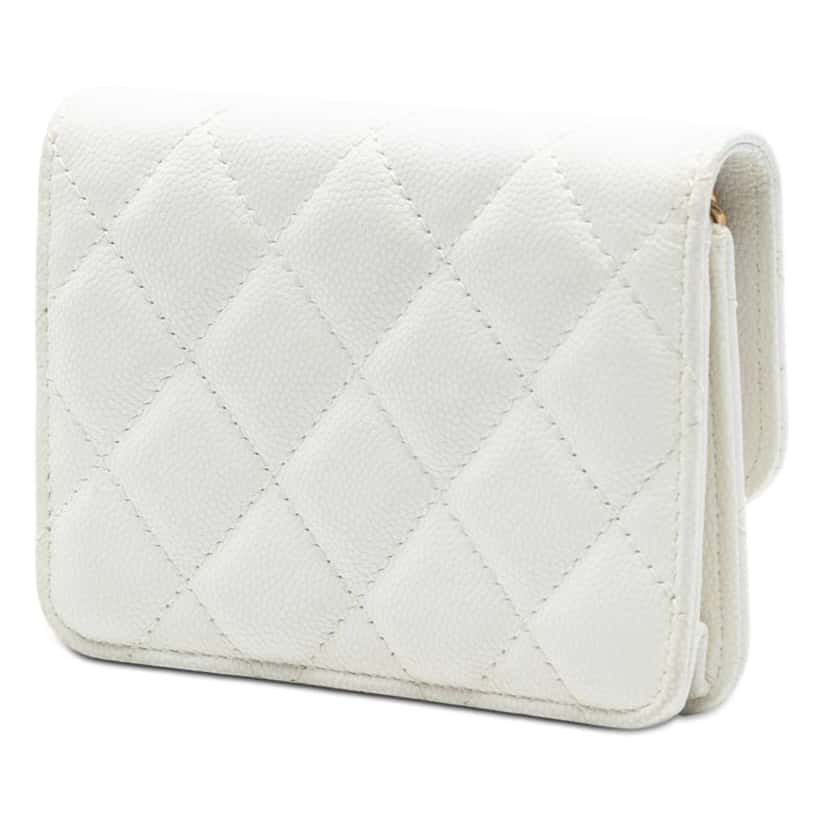 Chanel CC Quilted Caviar Medallion Charm Clutch With Chain White Leather Very good condition - Back View