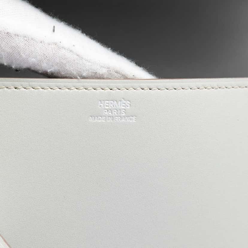 Hermès Tadelakt Medor Clutch 23 Grey Leather Good condition - Box View