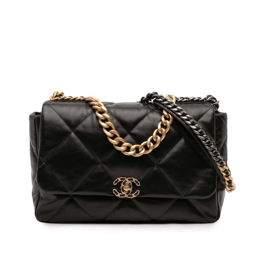 Chanel Maxi Lambskin 19 Flap Black Leather Good condition - Front View
