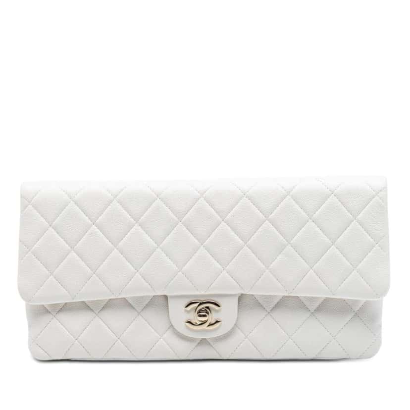 Chanel Quilted Caviar East West Flap Clutch White Leather Good condition - Front View