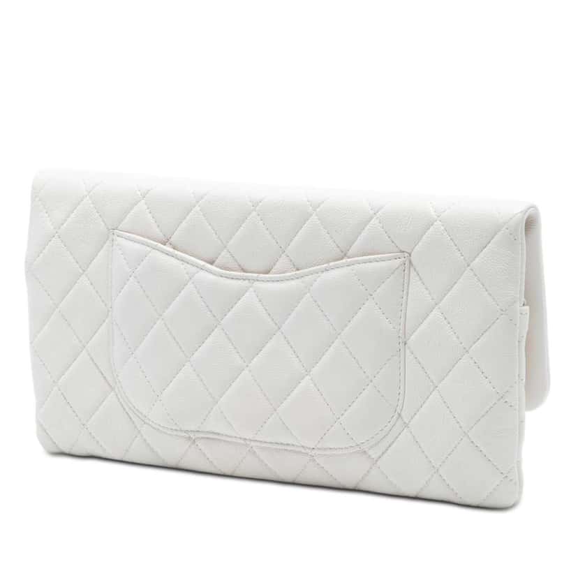 Chanel Quilted Caviar East West Flap Clutch White Leather Good condition - Back View