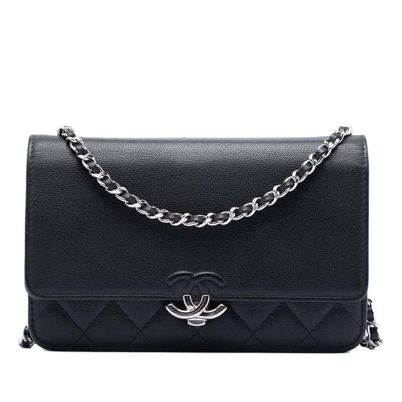 Chanel Quilted Calfskin Urban Companion Wallet on Chain Black Leather Good condition - Front View