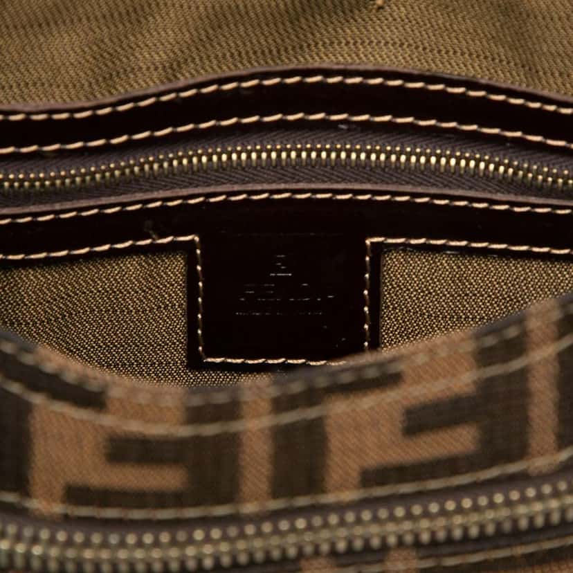 Fendi Zucca Canvas Hobo Brown Canvas Good condition - Box View