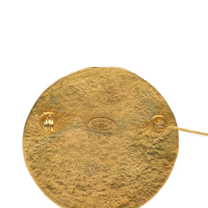 Chanel CC Gold Plated Round Brooch Gold Metal Very good condition - Inside View