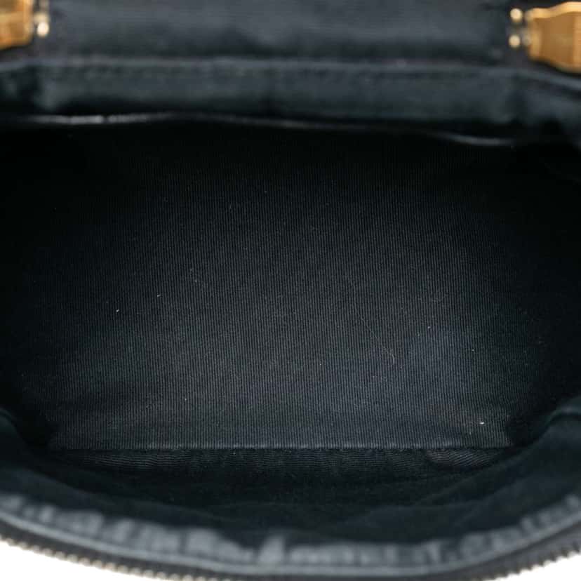 Saint Laurent Grain de Poudre Quilted 80s Vanity Bag Black Leather Very good condition - Model View