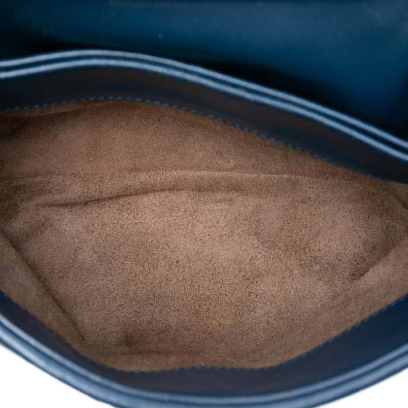 Bottega Veneta Baby Nappa Intrecciato Olimpia Crossbody Blue Leather Good condition - Model View