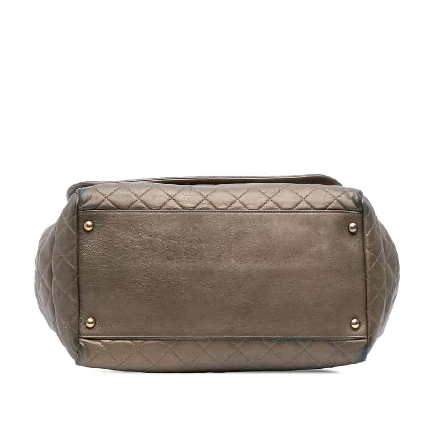 Chanel Large Quilted Metallic Calfskin Istanbul Accordion Flap Brown Leather Very good condition - Inside View