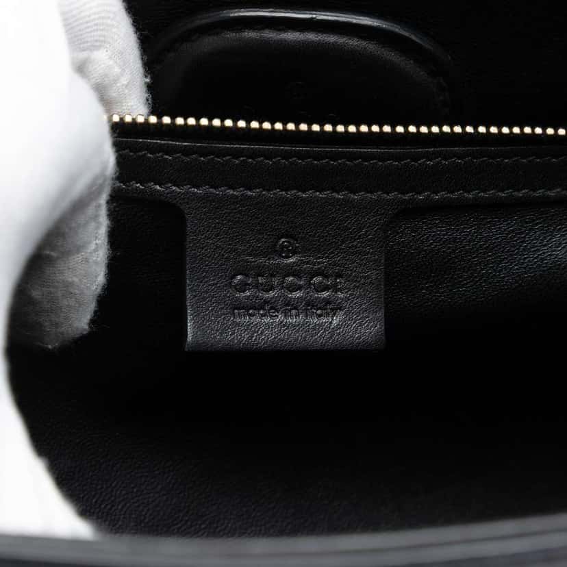 Gucci Large Leather Emily Shoulder Bag Black Leather Very good condition - Box View
