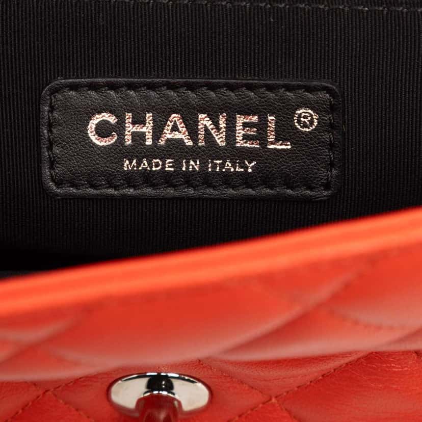 Chanel Medium Quilted Lambskin Cuba Color Flap Red Leather Good condition - Box View