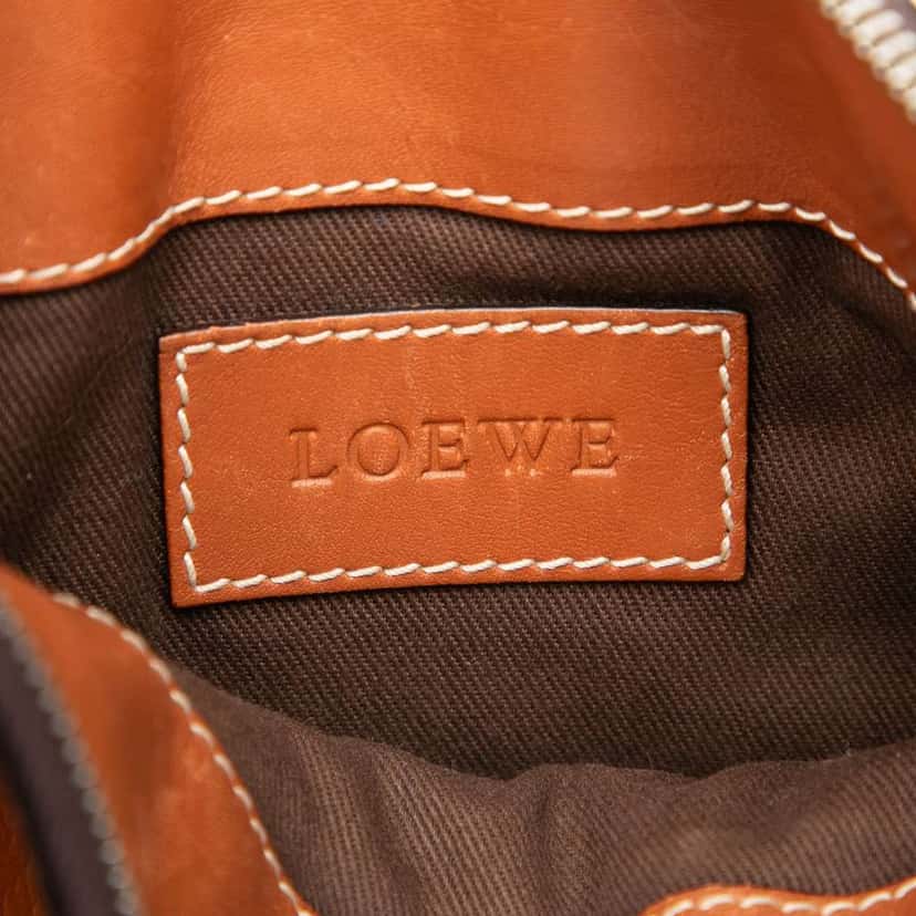 Loewe Leather Anagram Crossbody Brown Leather Good condition - Box View