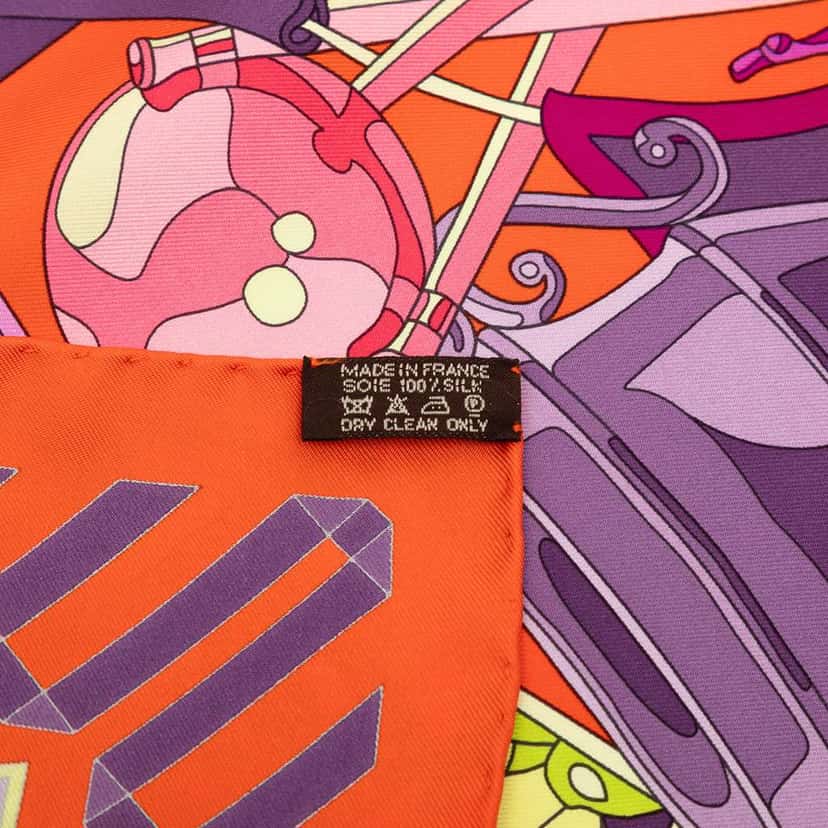 Hermès Les Trophee Silk Scarf 90 Orange Silk Good condition - Back View