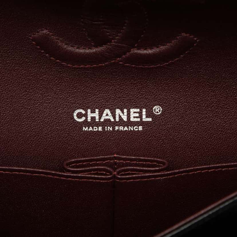 Chanel Medium Classic Caviar Double Flap Black Leather Good condition - Box View