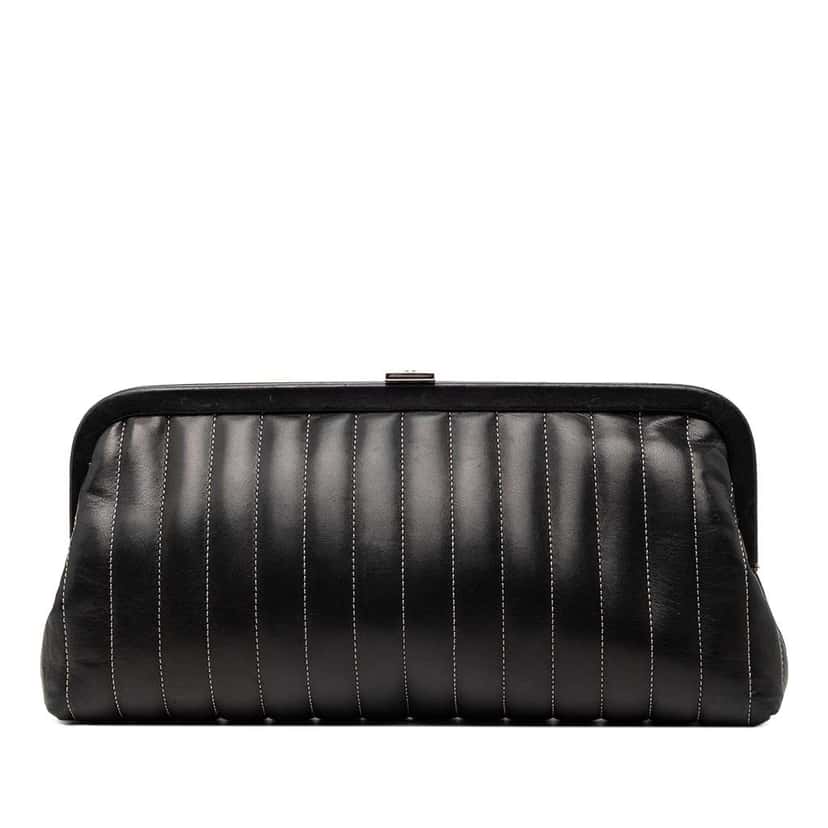 Chanel Quilted Lambskin Mademoiselle Ligne Clutch Black Leather Good condition - Front View
