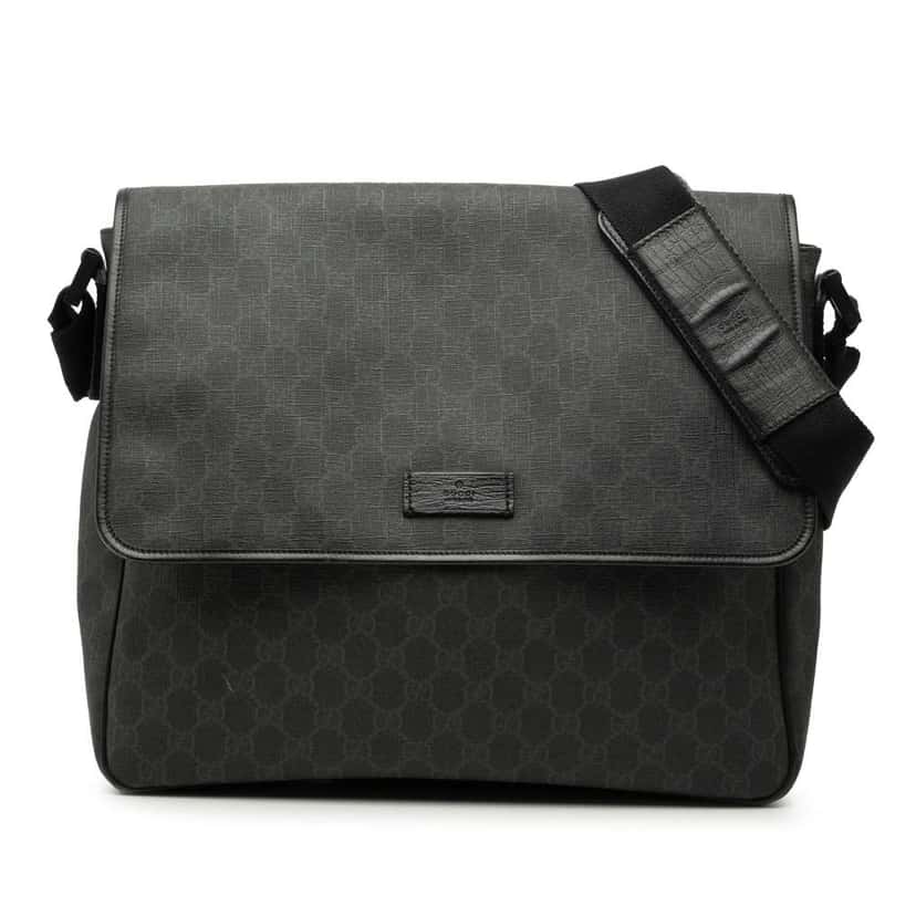Gucci GG Supreme Flap Messenger Bag Black Canvas Good condition - Front View