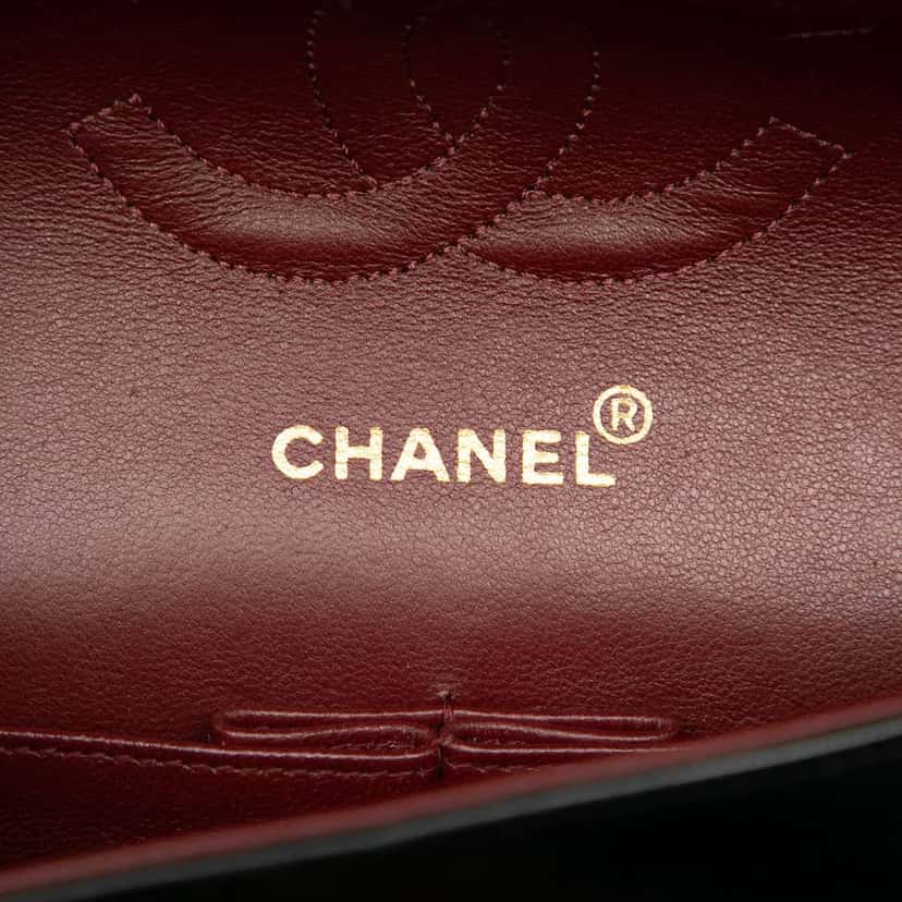 Chanel Medium Classic Lambskin Double Flap Black Leather Good condition - Box View