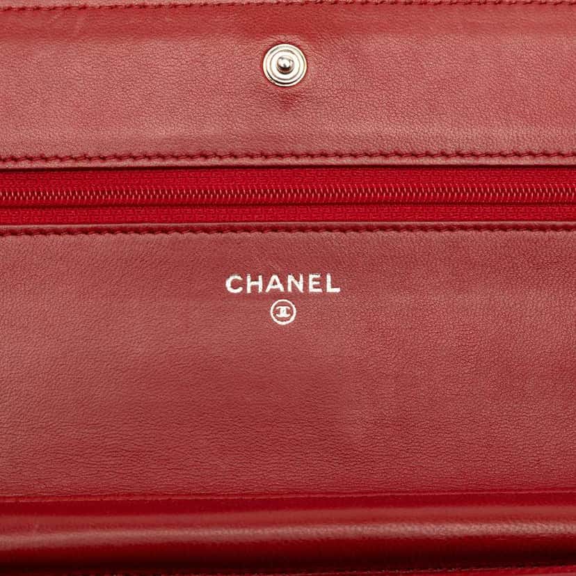 Chanel CC Embossed Lambskin Camellia Wallet On Chain Red Leather Very good condition - Box View