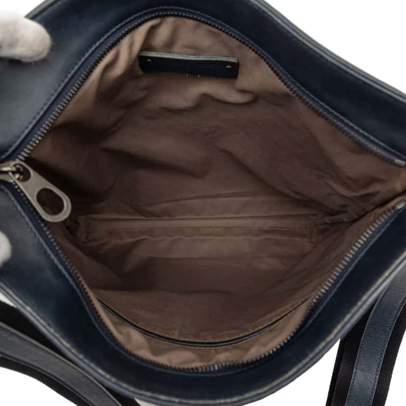 Bottega Veneta Nappa Intrecciato VN Crossbody Blue Leather Very good condition - Model View