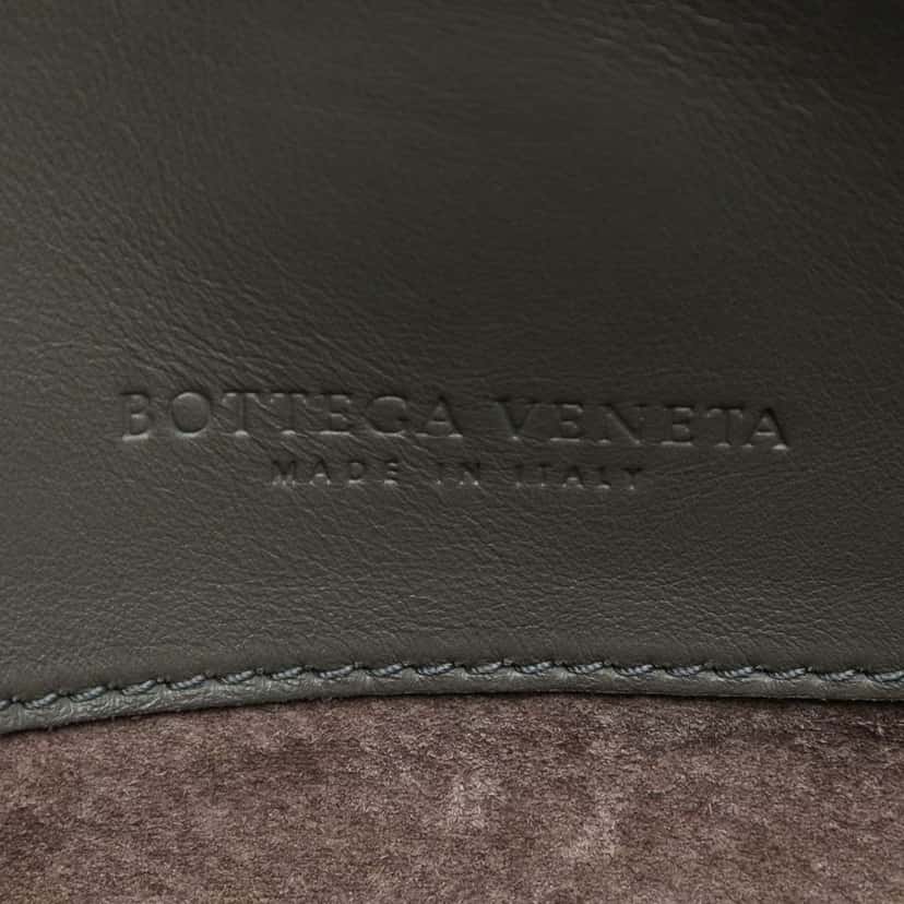 Bottega Veneta Medium Nappa Intrecciato Roma Tote Grey Leather Good condition - Box View