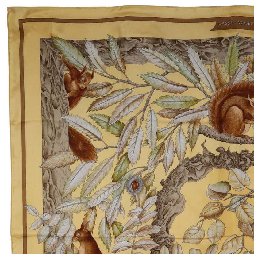 Hermès Casse Noisette Silk Scarf 90 Brown Silk Very good condition - Inside View