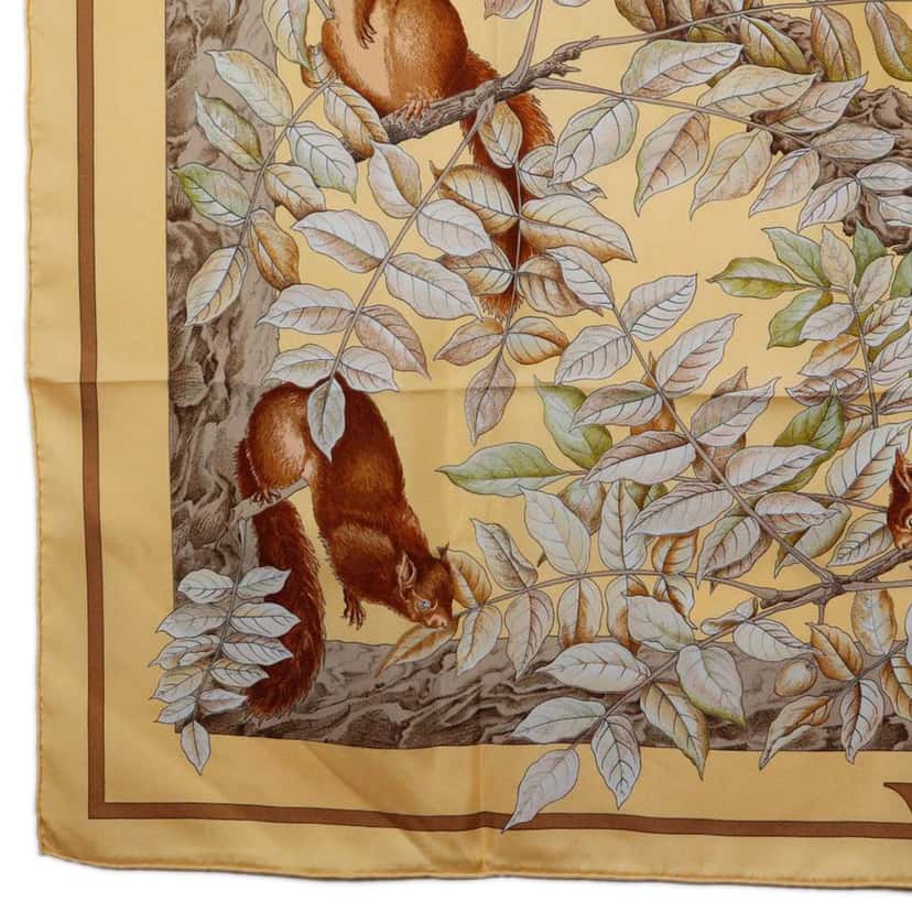 Hermès Casse Noisette Silk Scarf 90 Brown Silk Very good condition - Box View