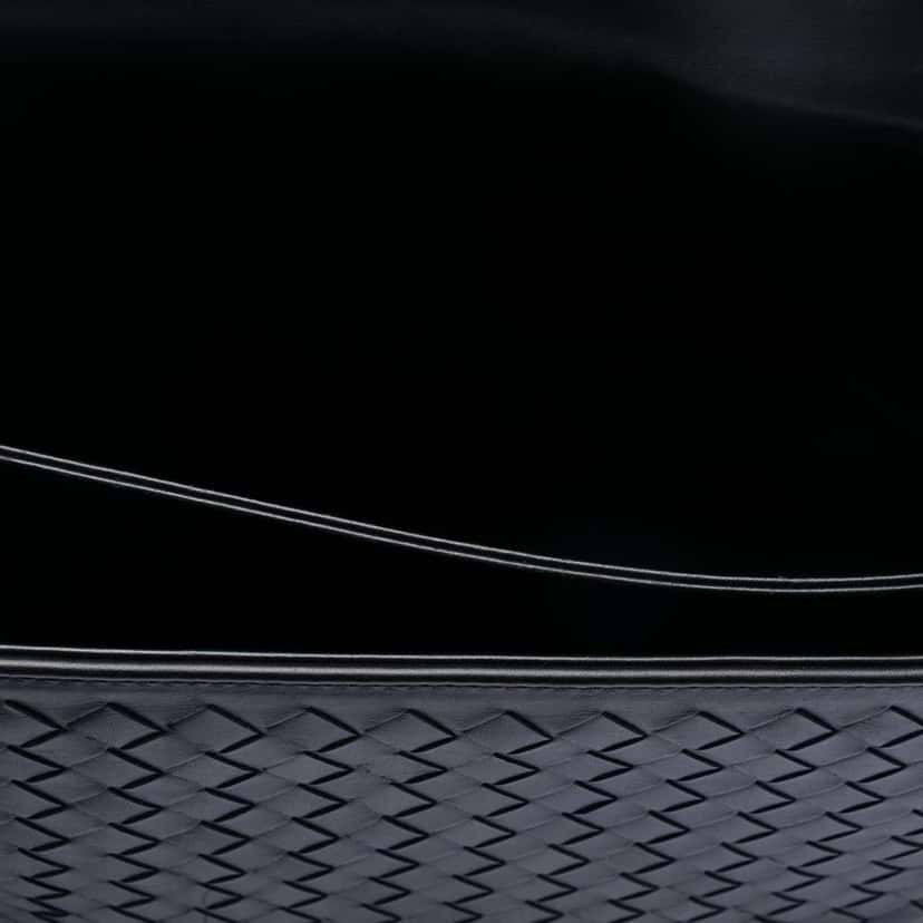 Bottega Veneta Nappa Intrecciato Briefcase Black Leather Good condition - Model View