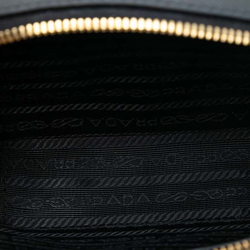 Prada Saffiano Odette Convertible Belt Bag Black Leather Good condition - Model View