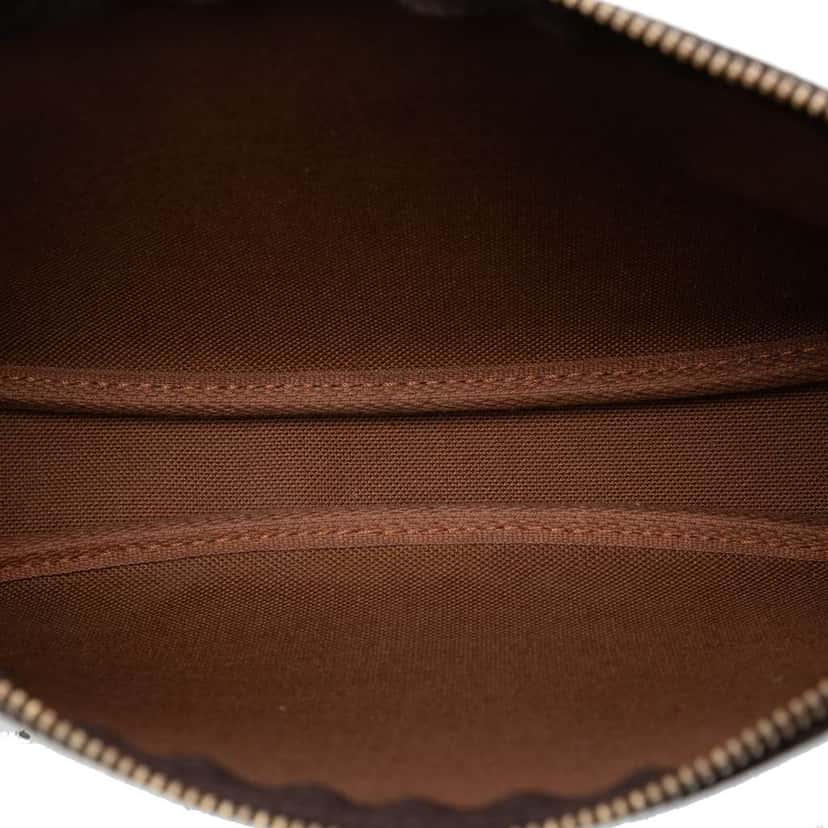 Louis Vuitton Monogram Pochette Accessoires Brown Good condition - Model View