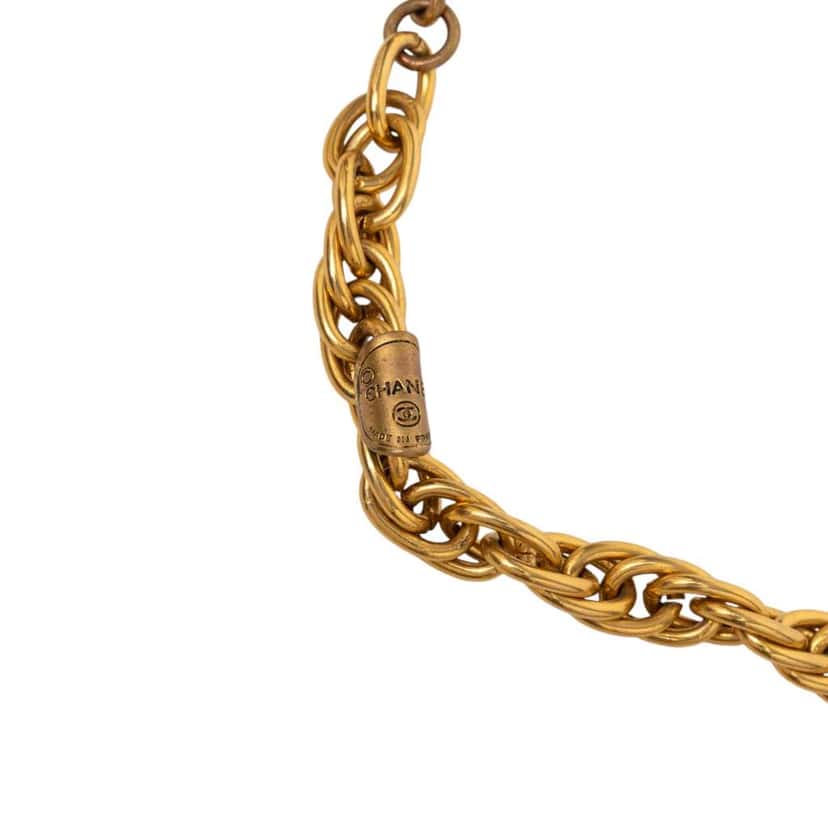 Chanel CC Gold Plated Medallion and Pagoda Pendant Necklace Gold Metal Very good condition - Box View