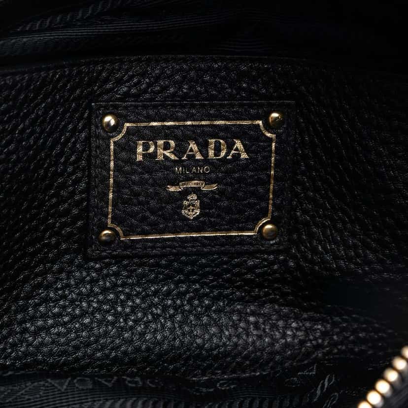 Prada Vitello Daino Zip Top Convertible Tote Black Leather Good condition - Box View
