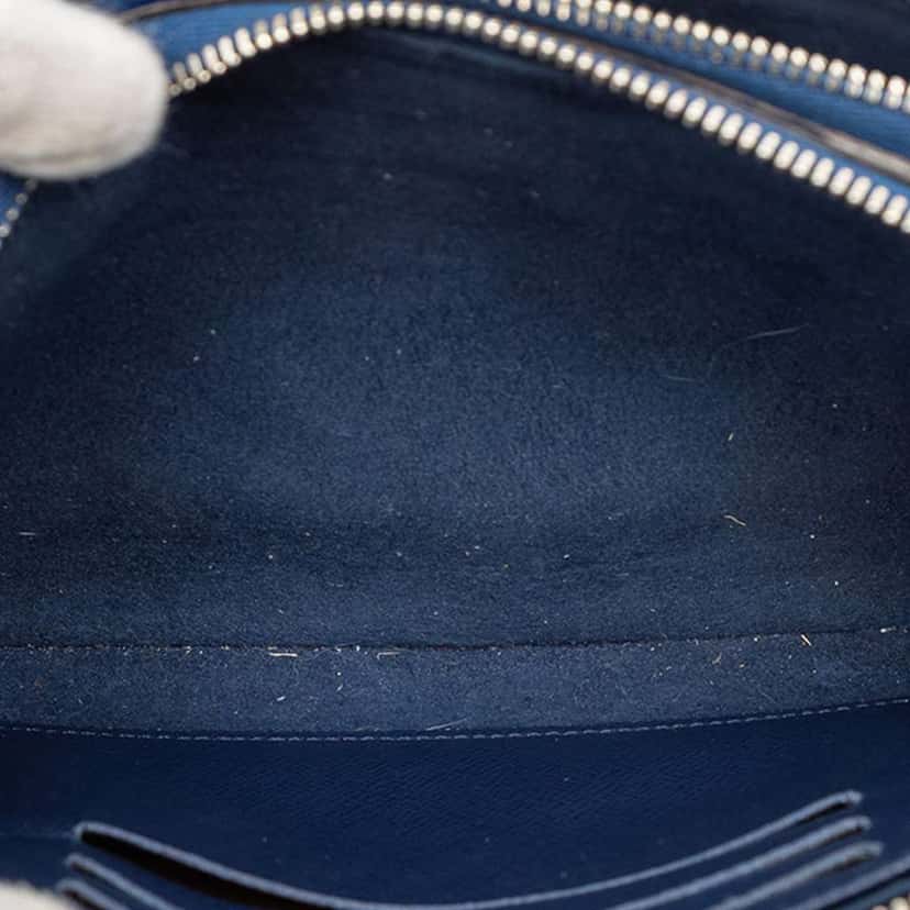 Louis Vuitton Monogram Escale Double Zip Pochette Blue Very good condition - Model View