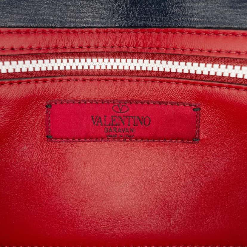 Valentino Quilted Lambskin Free Rockstud Spike Wallet On Chain Black Leather Very good condition - Box View