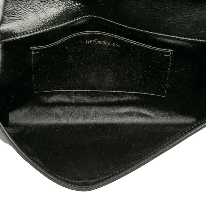 Saint Laurent Large Textured Patent Monogram Belle De Jour Clutch Black Leather Very good condition - Model View