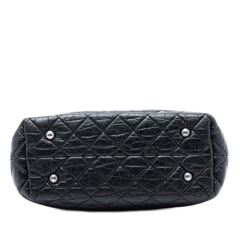 Chanel Quilted Aged Calfskin Reissue 2.55 Tote Black Leather Good condition - Inside View